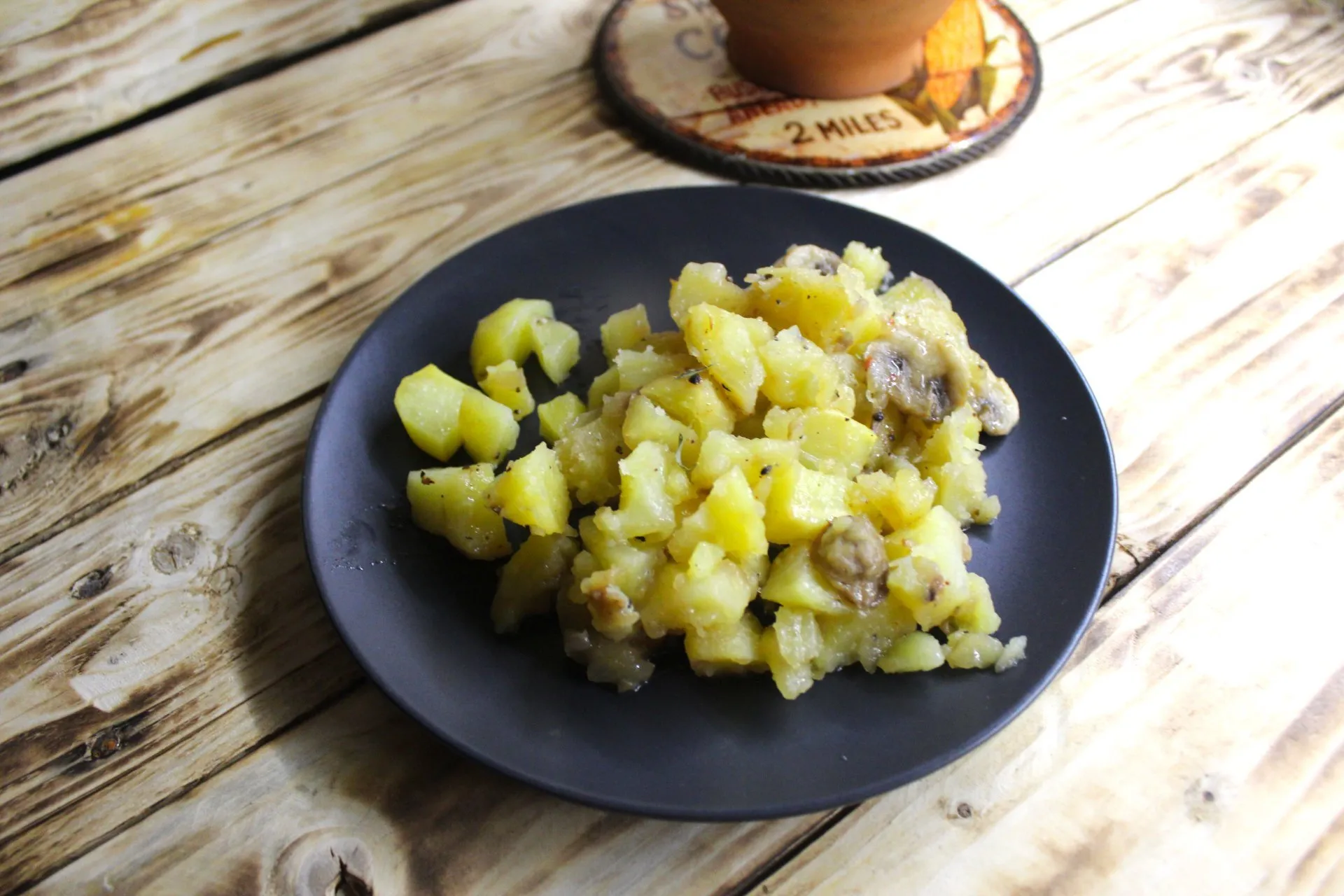 Картошка в горшочках в духовке рецепт с фото с грибами